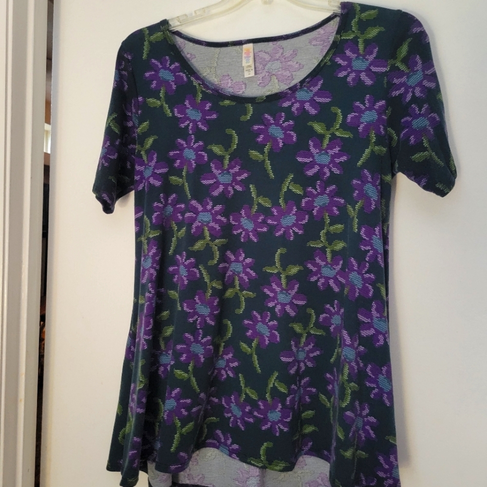 LuLaRoe Perfect T size medium